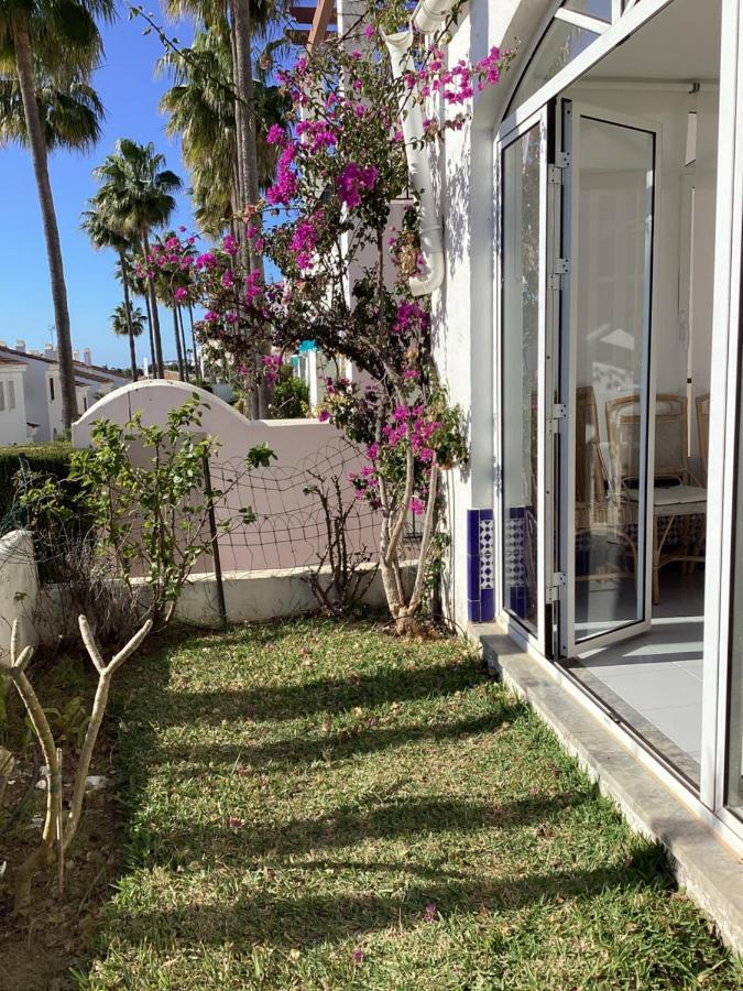 Playa Marina Club Pretty House Apartment Малага Екстериор снимка