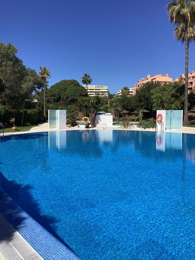 Playa Marina Club Pretty House Apartment Малага Екстериор снимка